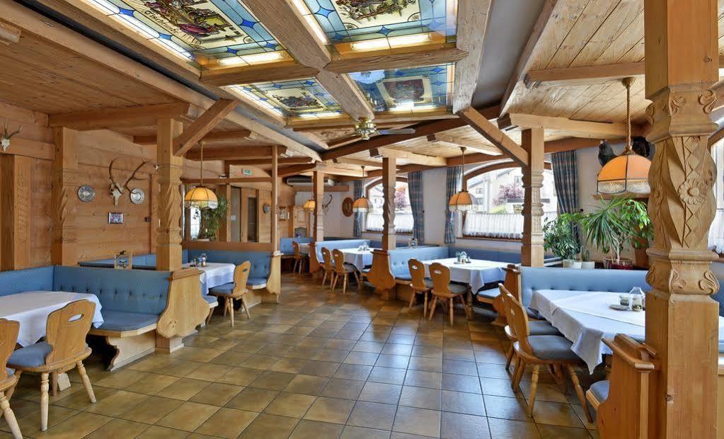 Hotel Restaurant Gradlwirt Niederndorf  Esterno foto