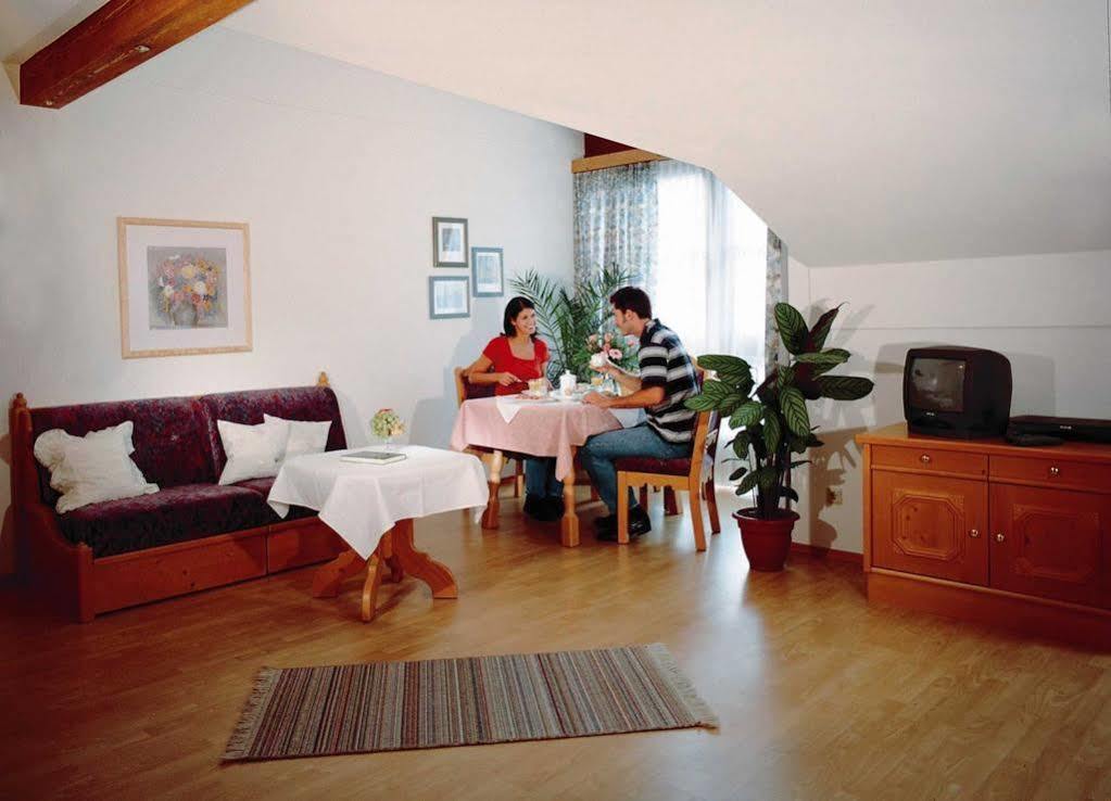 Hotel Restaurant Gradlwirt Niederndorf  Esterno foto