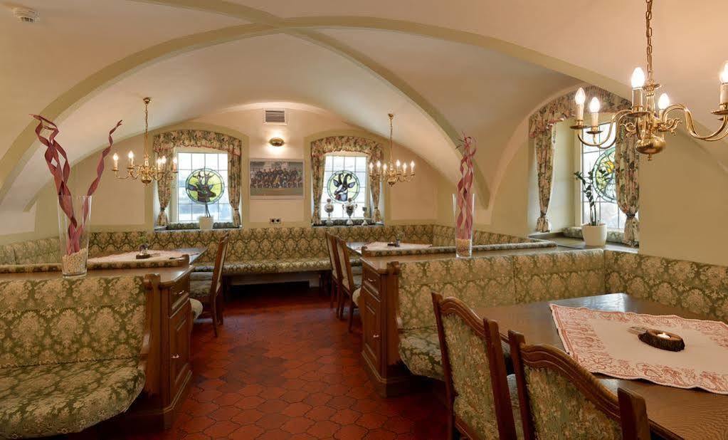 Hotel Restaurant Gradlwirt Niederndorf  Esterno foto