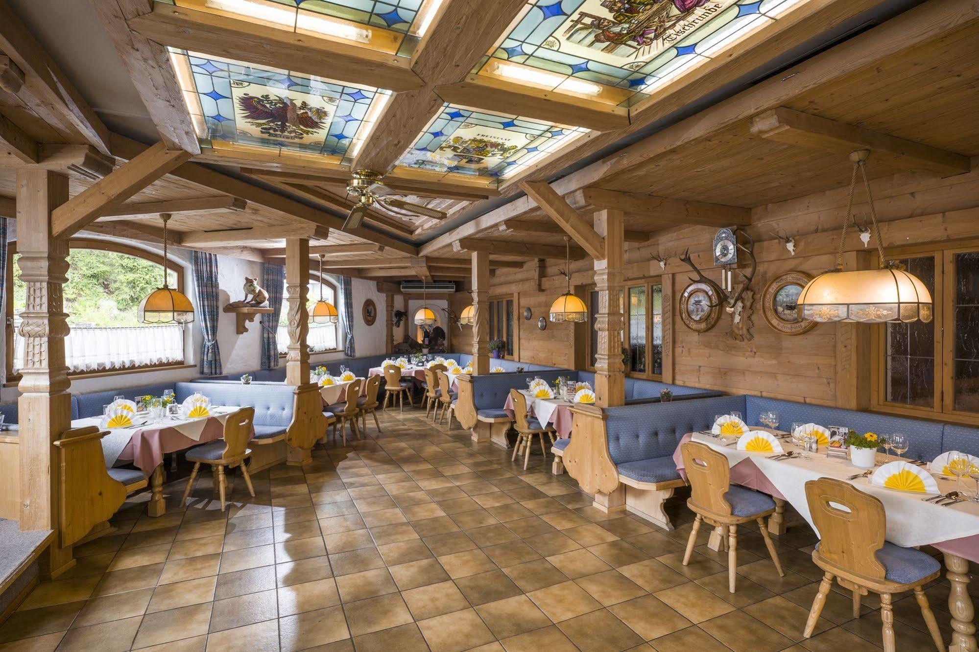 Hotel Restaurant Gradlwirt Niederndorf  Esterno foto