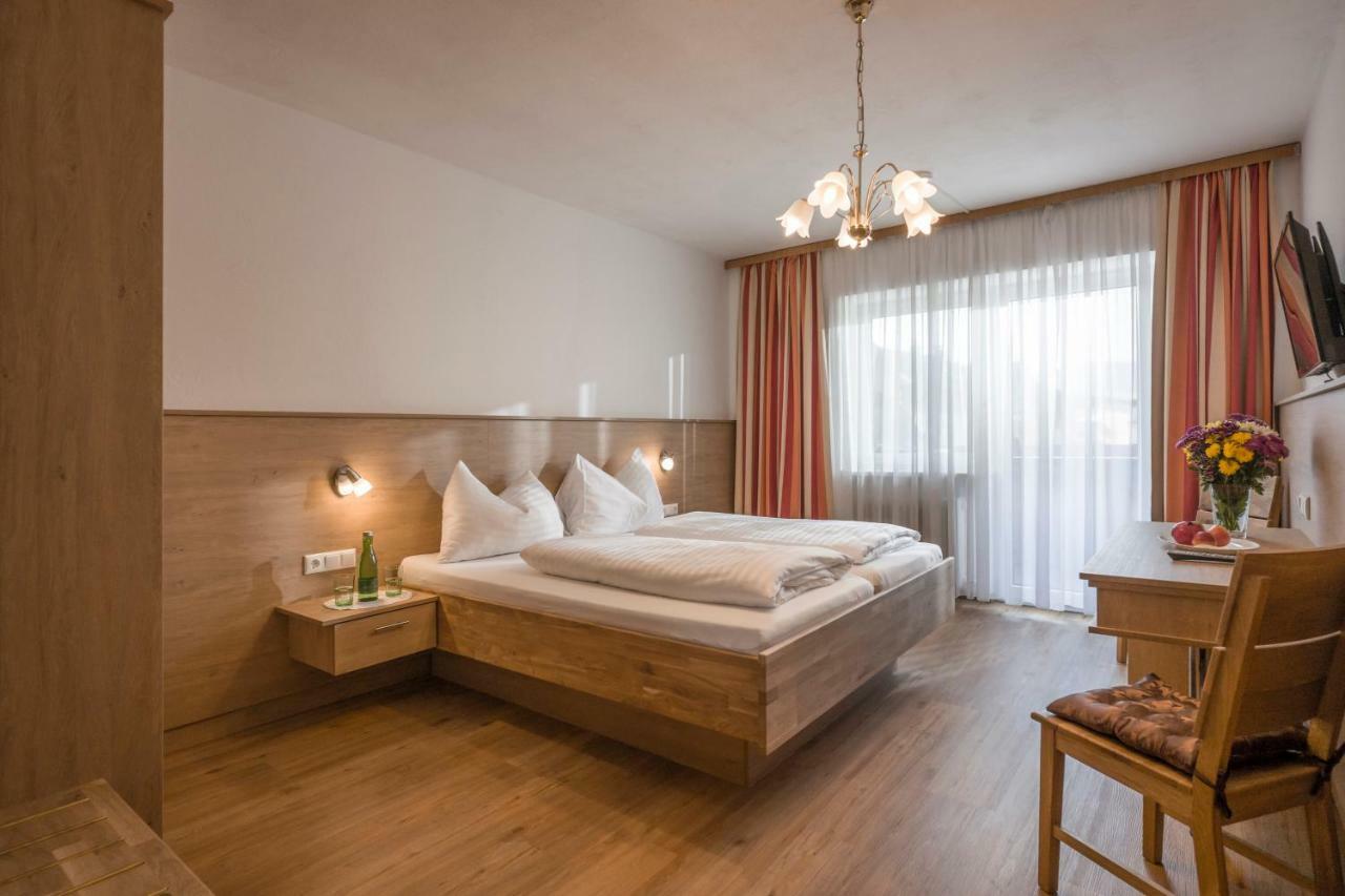 Hotel Restaurant Gradlwirt Niederndorf  Esterno foto