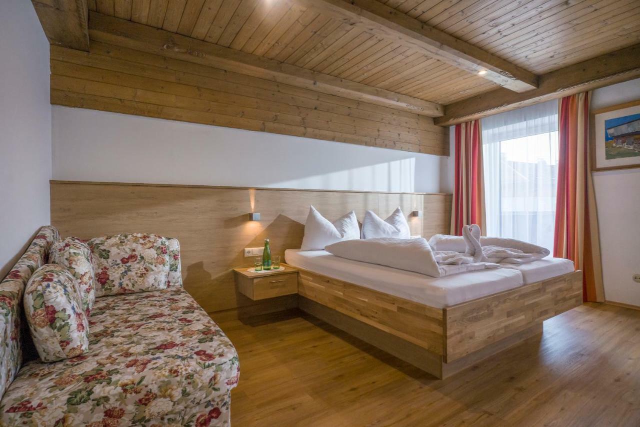 Hotel Restaurant Gradlwirt Niederndorf  Esterno foto